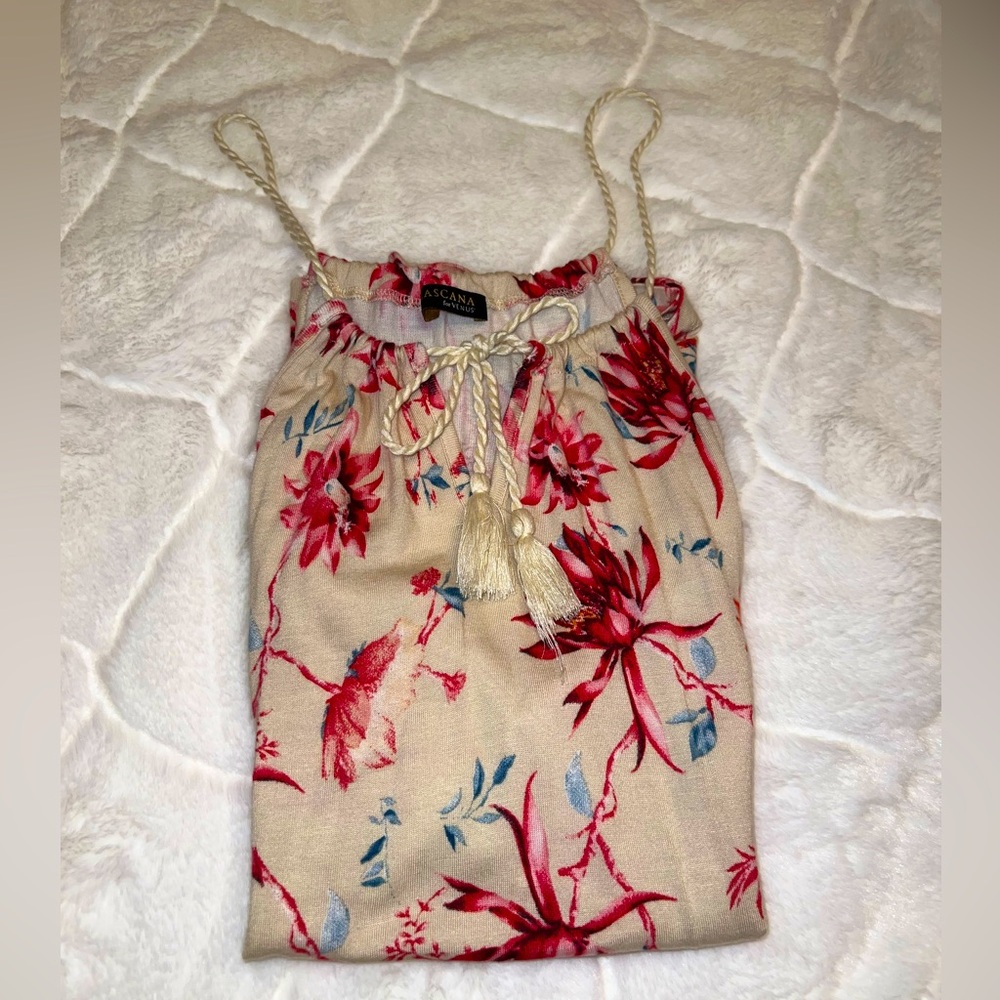 Lascana tassel tie sleeveless top. NWOT. Tried on. Super comfy & adorable. Med.